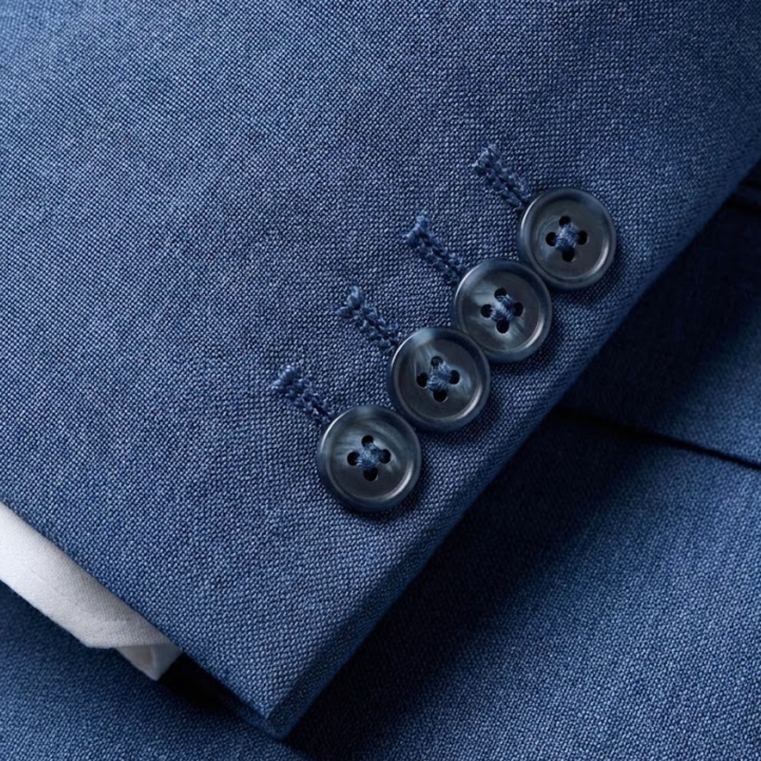 0905-98 Sharkskin Modern Fit Suit